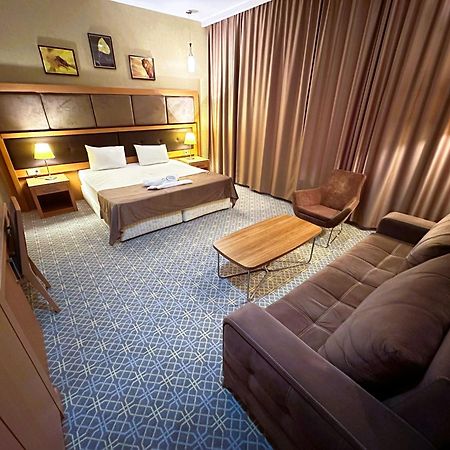 Gm City Hotel Baky Esterno foto