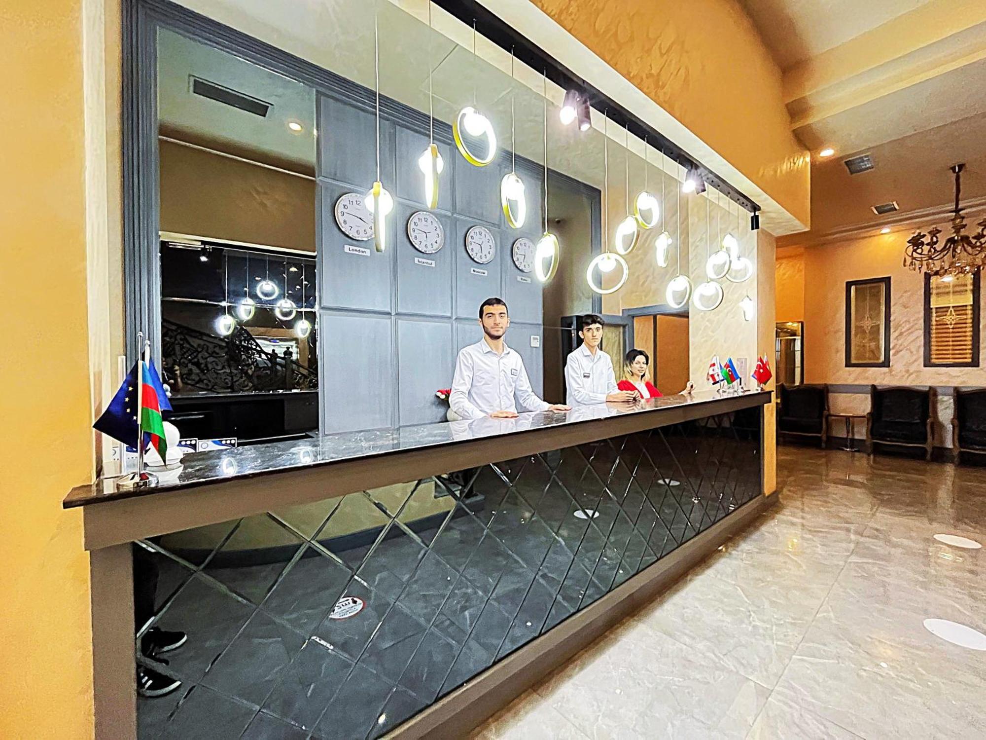 Gm City Hotel Baky Esterno foto