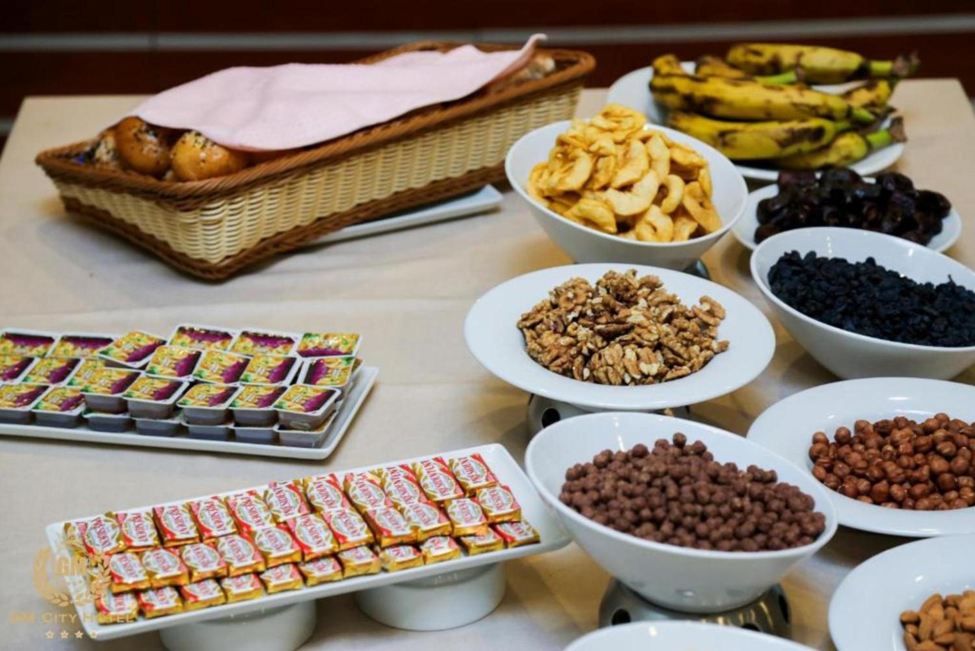 Gm City Hotel Baky Esterno foto