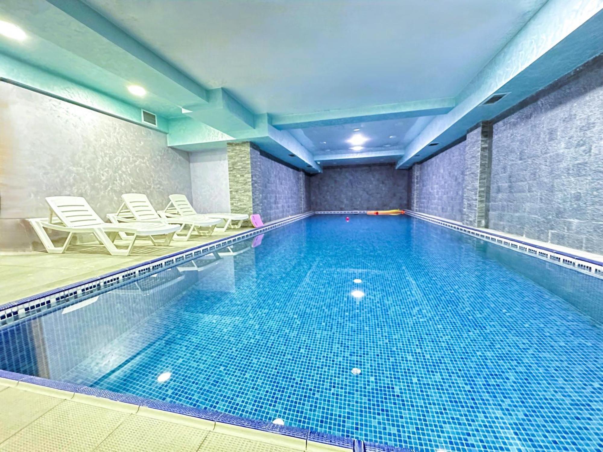 Gm City Hotel Baky Esterno foto